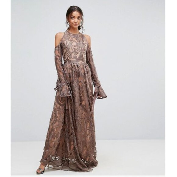 True Decadence Dresses & Skirts - True Decadence Women's 6 Maxi Formal Dress Brown Wedding Cold Shoulder